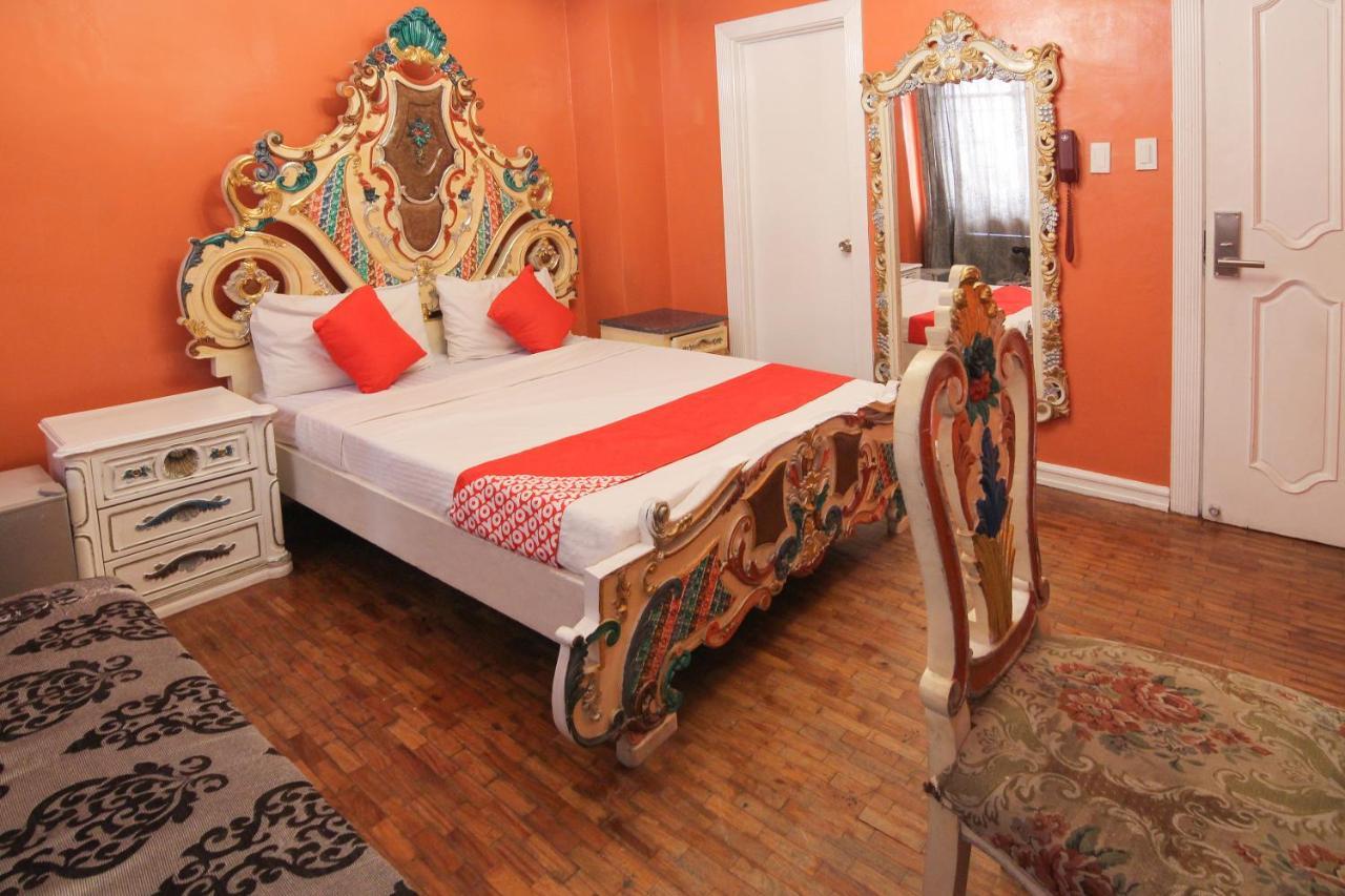 Oyo 104 Manila Venetian Hotel Екстериор снимка